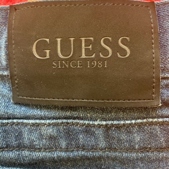 Nice pair of Guess Jeans size 38x30 - Picture 6 of 6